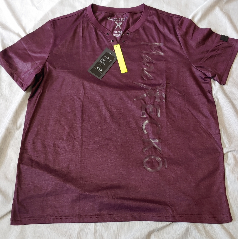 Slotted V Neck shirt